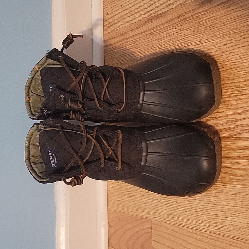 Sperry rain shoes